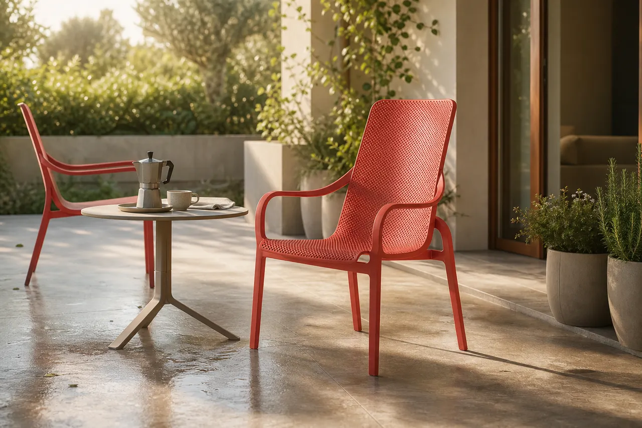 Made for sun, rain, and easy terrace moments