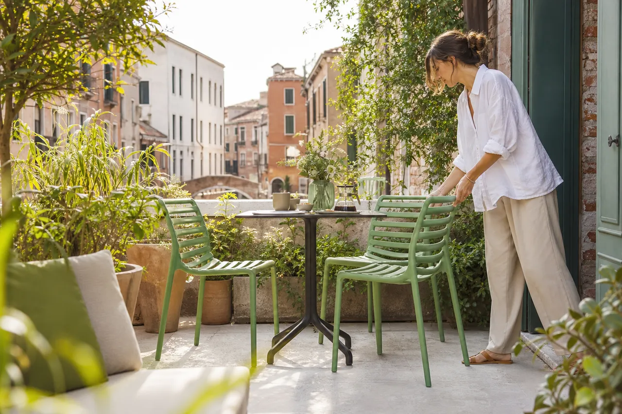 Light outdoor ease, made for sunny moments